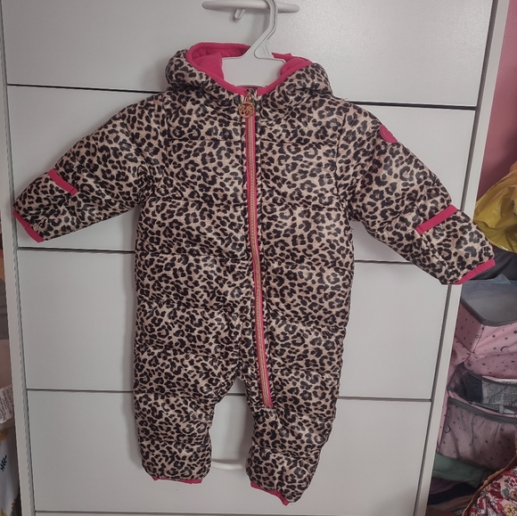 Michael Kors Baby girl Leopard print snowsuit - Picture 2 of 7